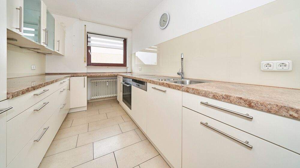 Etagenwohnung Freiberg am Neckar Beihingen - 4 Zimmer, 88 m&sup2;, 299.000&euro; | Angebot:25744142