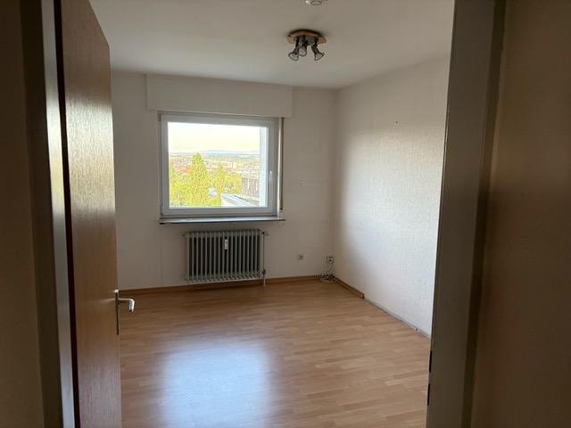 Etagenwohnung Köngen - 3.5 Zimmer, 111 m&sup2;, 1.250&euro; | Angebot:27574927