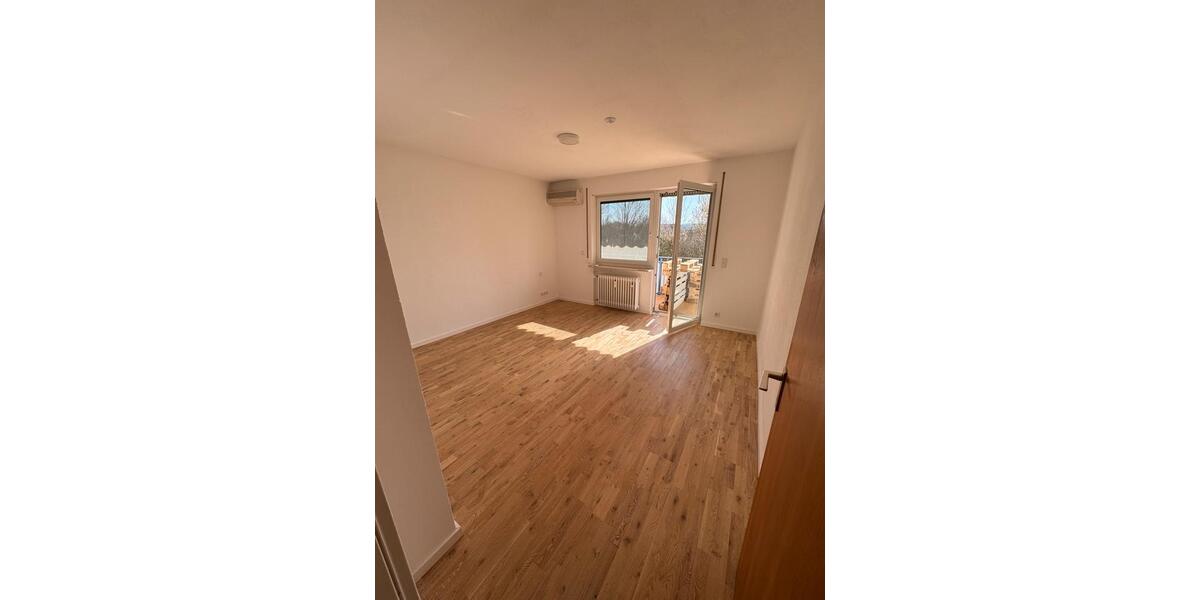 Hochparterre Ilsfeld - 3 Zimmer, 100 m&sup2;, 1.200&euro; | Angebot:25216215