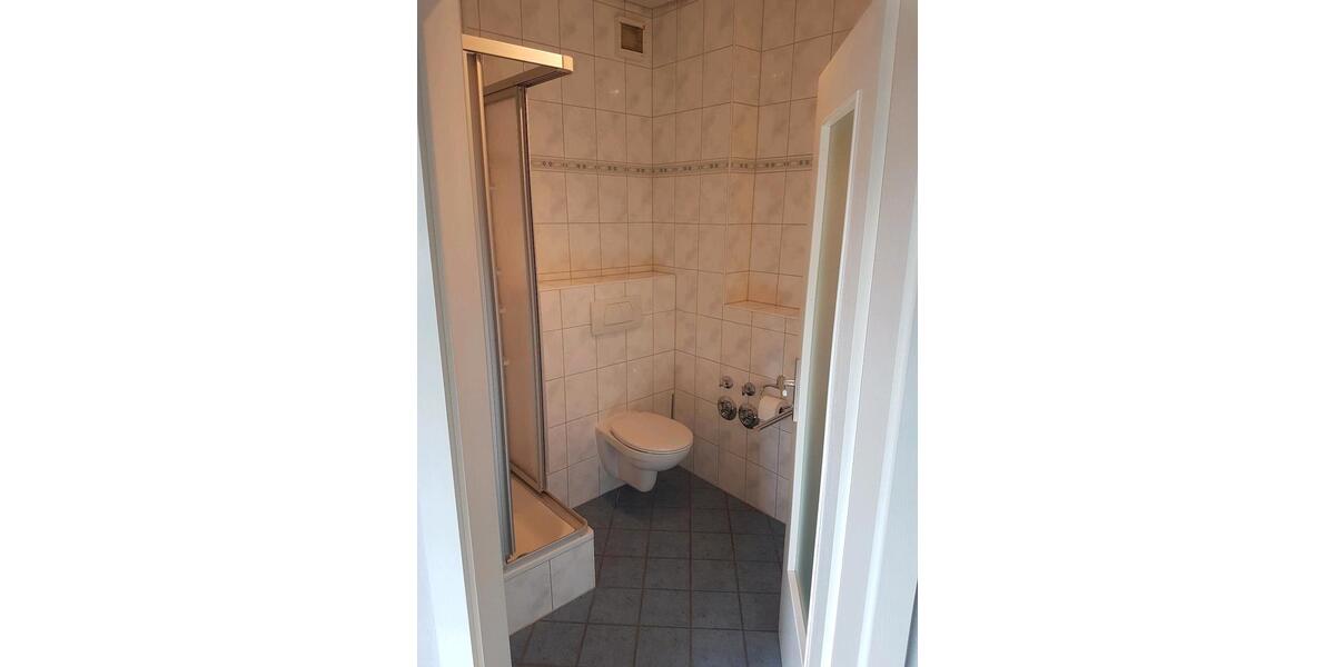 Erdgeschoßwohnung Schwaigern - 1 Zimmer, 13 m&sup2;, 475&euro; | Angebot:27540331