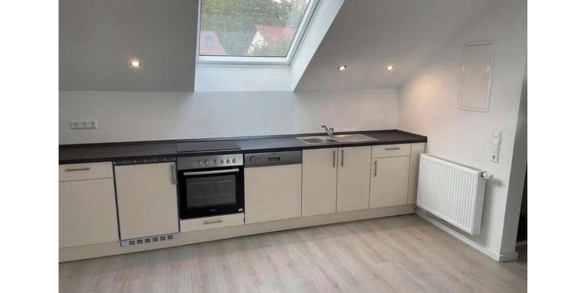 Dachgeschoßwohnung Backnang - 2 Zimmer, 47 m&sup2;, 900&euro; | Angebot:26469740