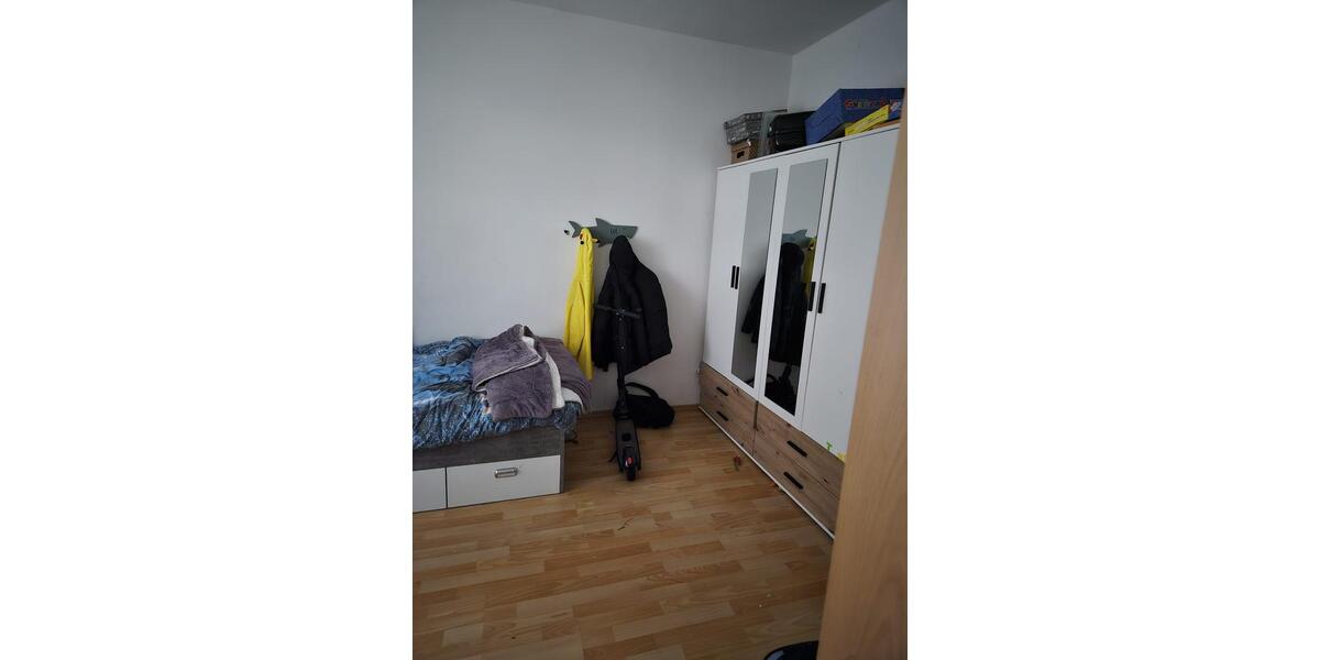 Erdgeschoßwohnung Heilbronn - 4 Zimmer, 80 m&sup2;, 200.000&euro; | Angebot:26228143