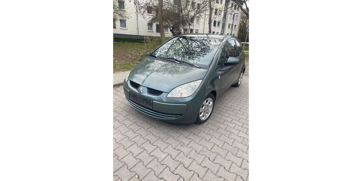 Mitsubishi Colt 115.000 km 2.550 &euro; Stuttgart 70376