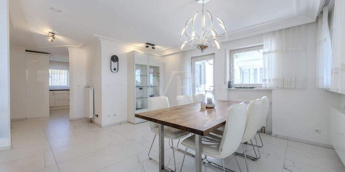 Reihenendhaus Plochingen / Stumpenhof Stumpenhof - 9 Zimmer, 247 m&sup2;, 810.000&euro; | Angebot:25735942