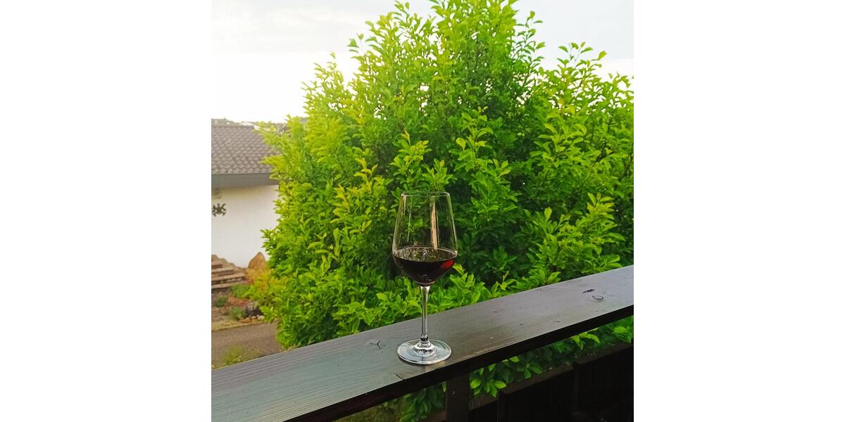 Dachgeschoßwohnung Mühlacker - 3 Zimmer, 55 m&sup2;, 1.200&euro; | Angebot:25948414