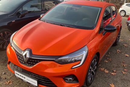 Renault Clio 35.914 km 11.900 &euro; Ludwigsburg 71636