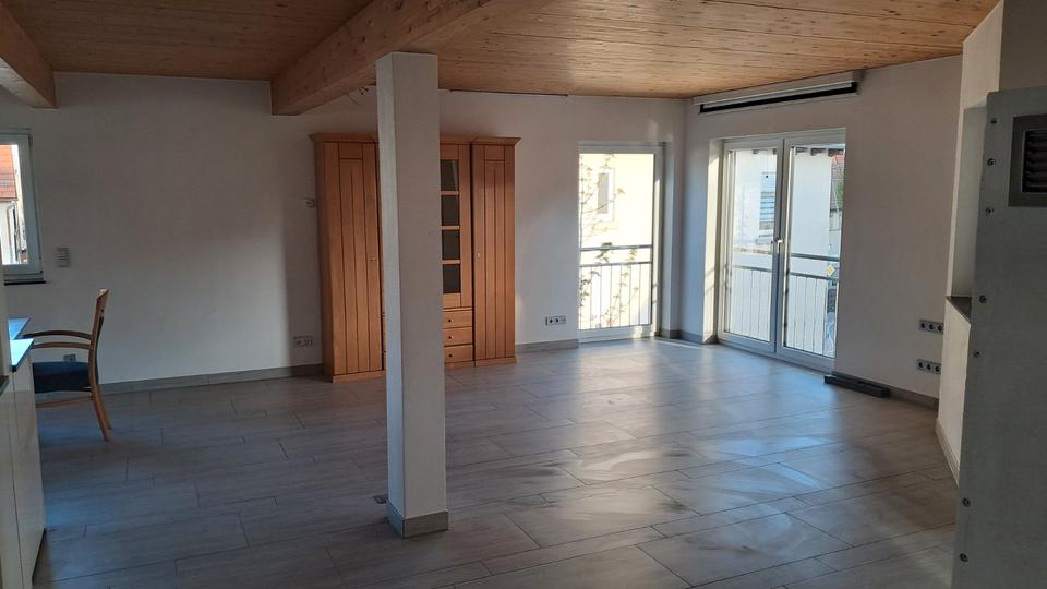 Etagenwohnung Winnenden - 3.5 Zimmer, 102 m&sup2;, 1.480&euro; | Angebot:26574203