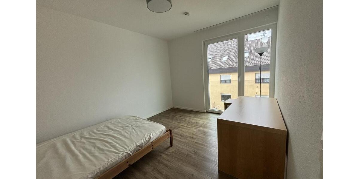 Etagenwohnung Benningen am Neckar - 3 Zimmer, 84 m&sup2;, 1.230&euro; | Angebot:25974626