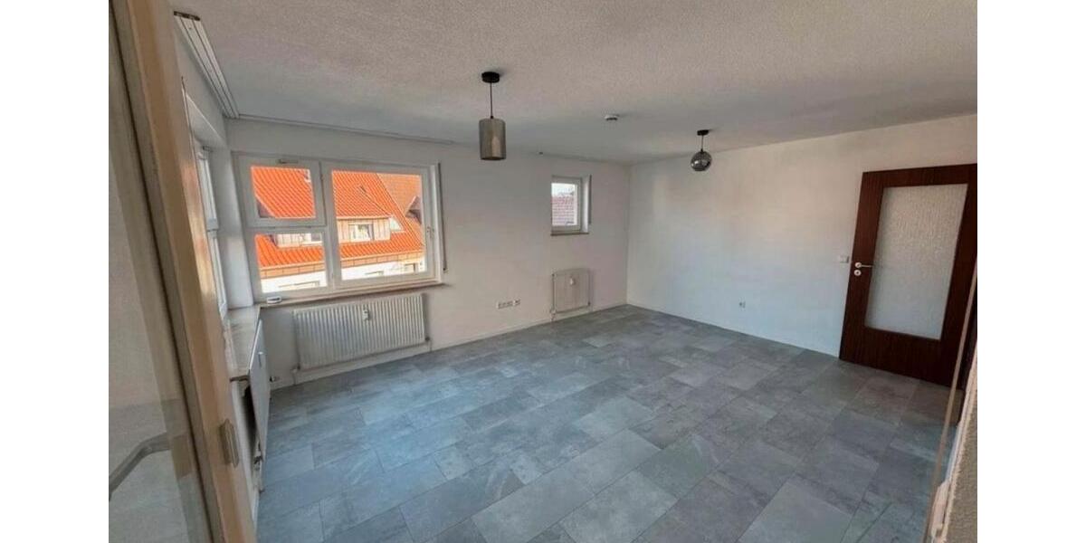 Etagenwohnung Fellbach Oeffingen - 3 Zimmer, 71 m&sup2;, 1.200&euro; | Angebot:25934834