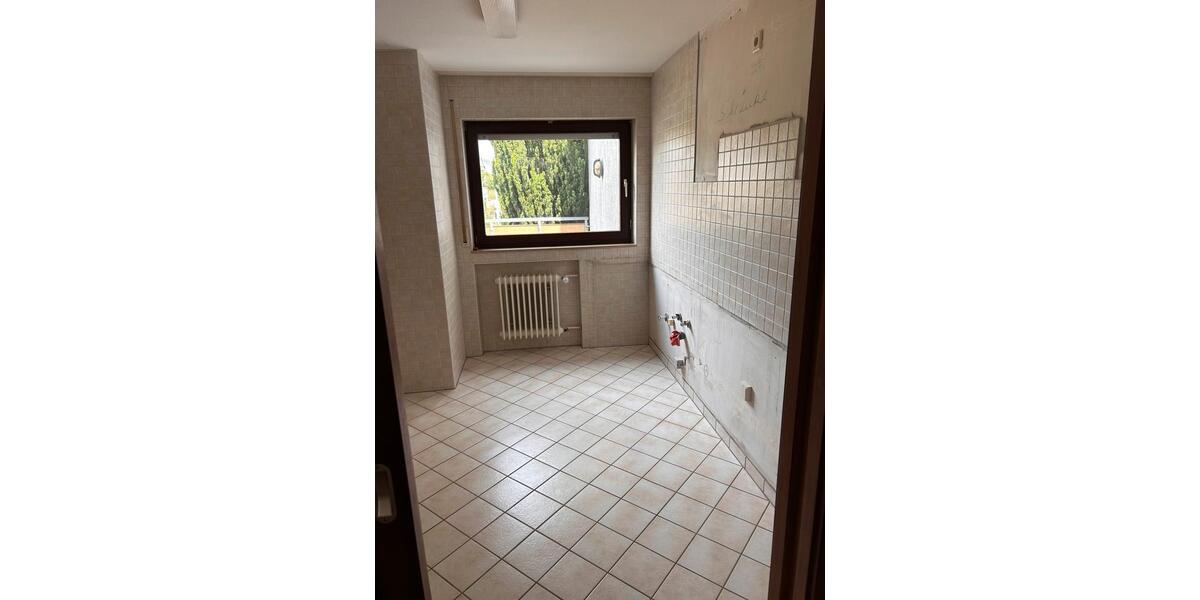 Reihenhaus Köngen - 8 Zimmer, 210 m&sup2;, 630.000&euro; | Angebot:27191337