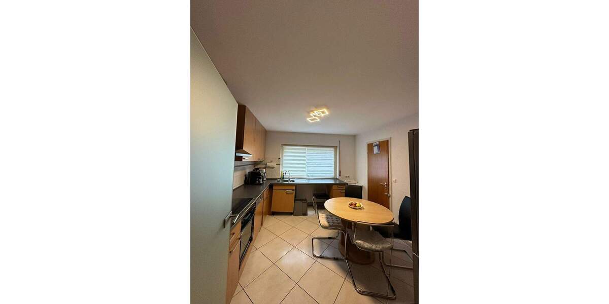 Etagenwohnung Esslingen am Neckar Zell - 4 Zimmer, 127 m&sup2;, 419.000&euro; | Angebot:25744894