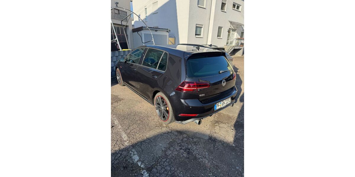 VW Golf 128.000 km 17.900 &euro; Ötisheim 75443