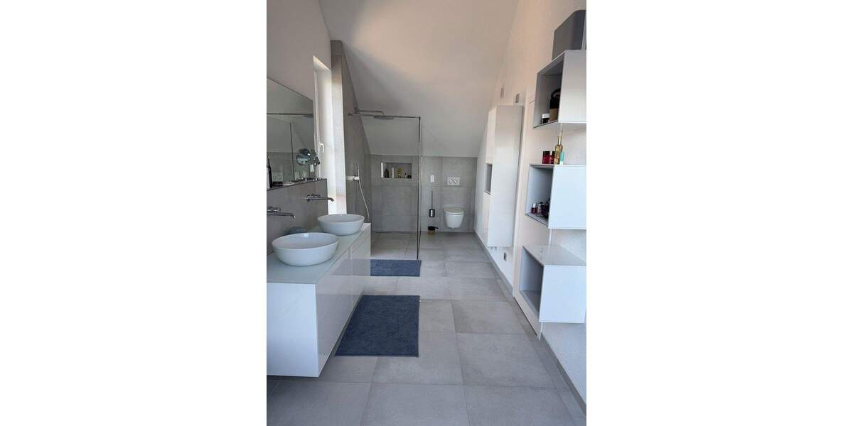 Doppelhaushälfte Renningen Malmsheim - 6 Zimmer, 226 m&sup2;, 2.850&euro; | Angebot:25718910