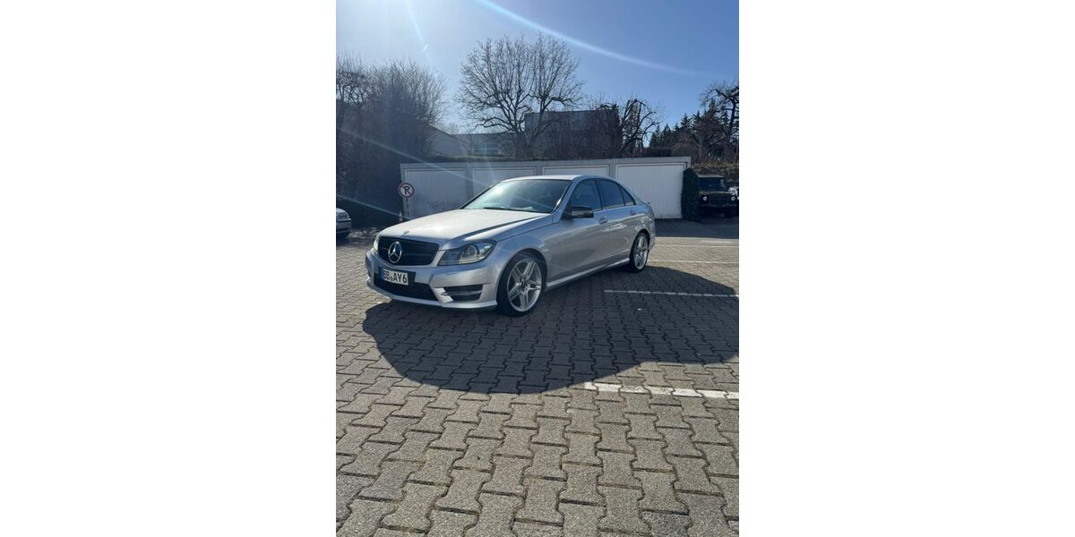 Mercedes-Benz C 220 227.000 km 11.800 &euro; Böblingen 71034