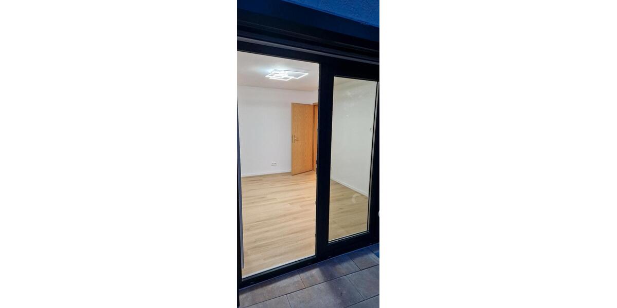 Etagenwohnung Esslingen am Neckar Pliensauvorstadt - 3 Zimmer, 70 m&sup2;, 1.300&euro; | Angebot:27565737