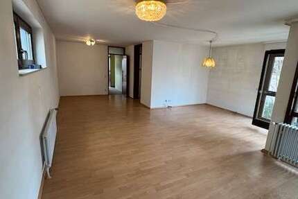 Wohnung Schwieberdingen - 3 Zimmer, 94 m&sup2;, 250.000&euro; | Angebot:25993042