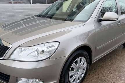 Skoda Octavia 79.000 km 7.950 &euro; Sindelfingen/Stuttgart 71069