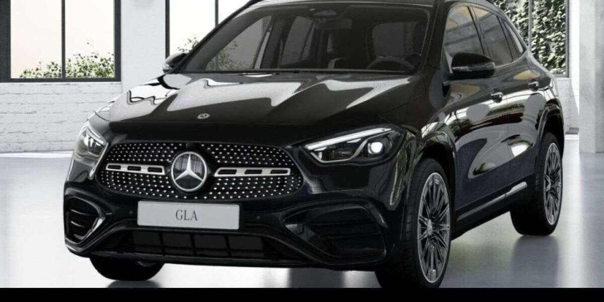 Mercedes-Benz GLA 200 9.900 km 43.980 &euro; Stuttgart 70372