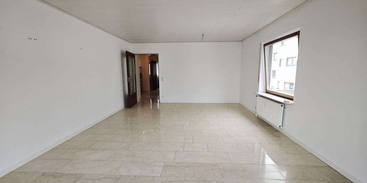 Etagenwohnung Sersheim - 3 Zimmer, 88 m&sup2;, 1.030&euro; | Angebot:25164468