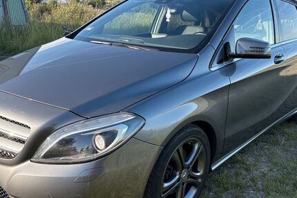 Mercedes-Benz B 180 125.000 km 12.800 &euro; Neuhausen 73765