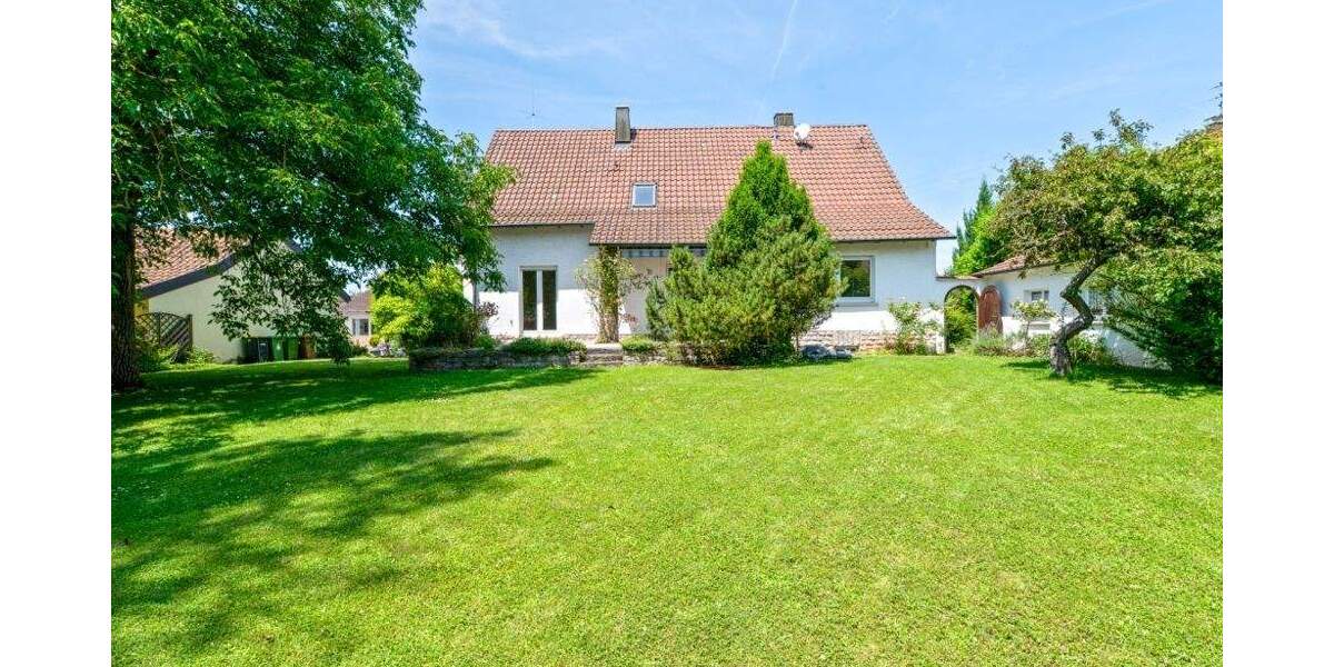 Einfamilienhaus Besigheim - 8 Zimmer, 168 m&sup2;, 695.000&euro; | Angebot:25662268
