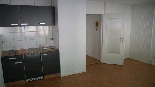 Hochparterre Stuttgart Luginsland - 1 Zimmer, 27 m&sup2;, 165.000&euro; | Angebot:25417917