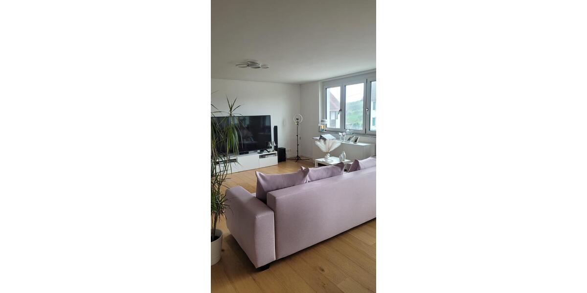 Maisonettenwohnung Sachsenheim - 4 Zimmer, 140 m&sup2;, 1.300&euro; | Angebot:26124261