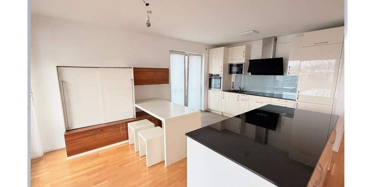 Etagenwohnung Stuttgart Feuerbach - 3 Zimmer, 93 m&sup2;, 1.470&euro; | Angebot:25704074