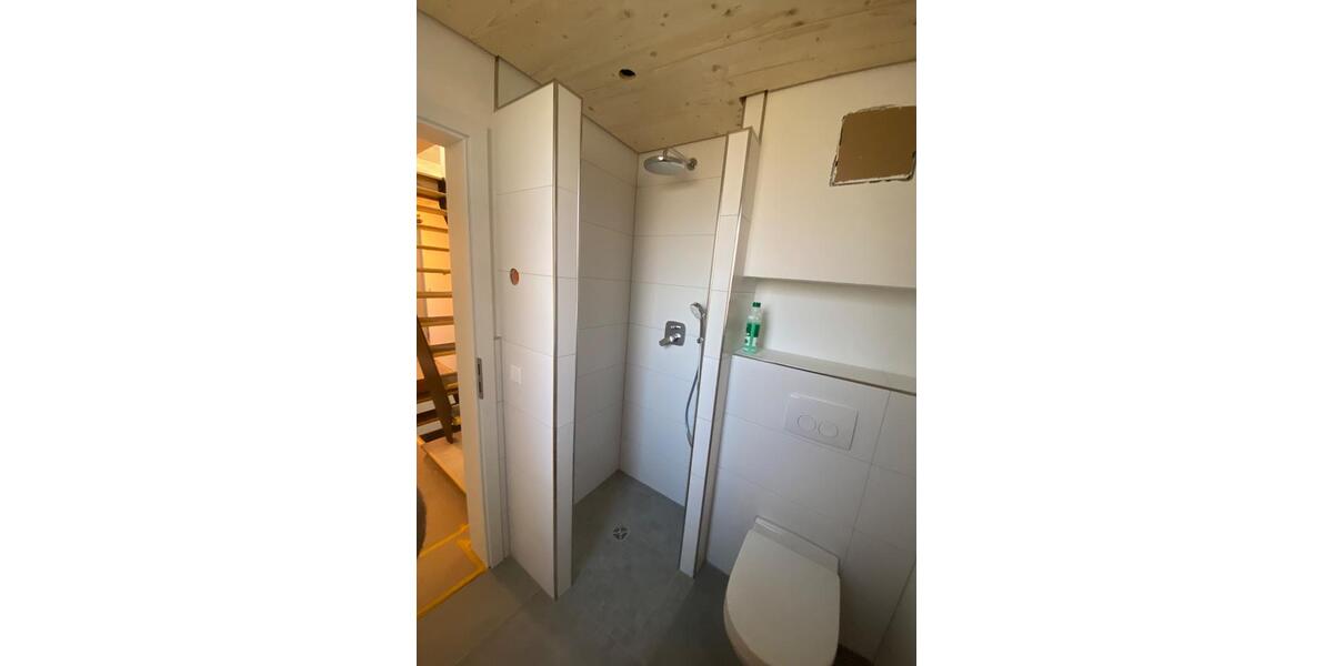 Etagenwohnung Brackenheim - 6 Zimmer, 140 m&sup2;, 1.450&euro; | Angebot:27564674