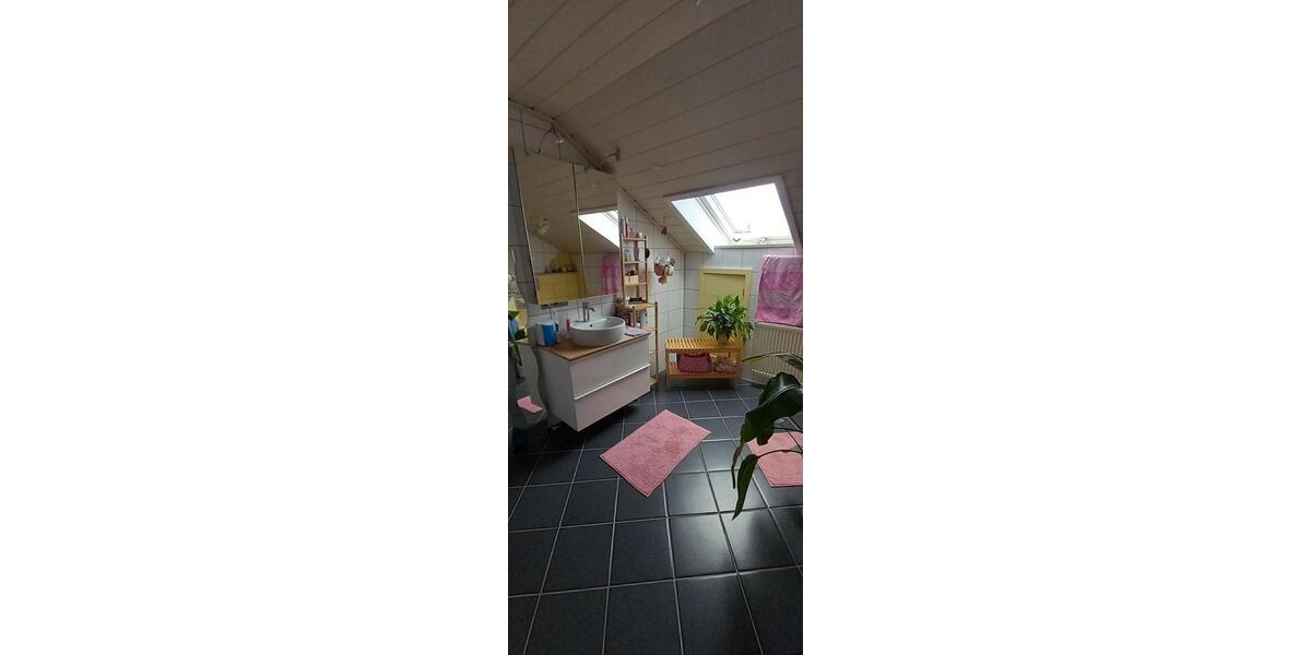 Doppelhaushälfte Brackenheim - 3 Zimmer, 115 m&sup2;, 495.000&euro; | Angebot:26878670