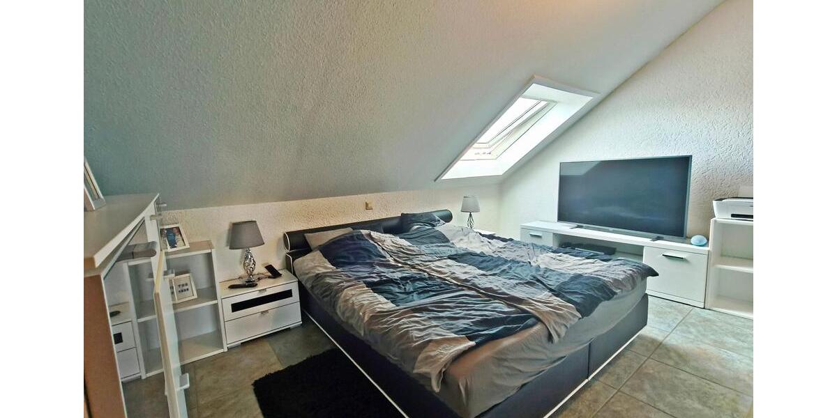 Dachgeschoßwohnung Heilbronn Horkheim - 2 Zimmer, 58 m&sup2;, 160.000&euro; | Angebot:26102809