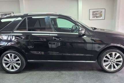 Mercedes-Benz ML 350 130.000 km 22.900 &euro; Asperg 71679