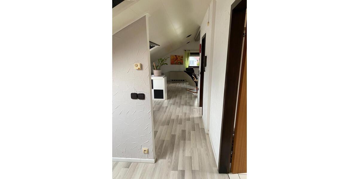 Dachgeschoßwohnung Schorndorf - 2.5 Zimmer, 55 m&sup2;, 590&euro; | Angebot:26396747