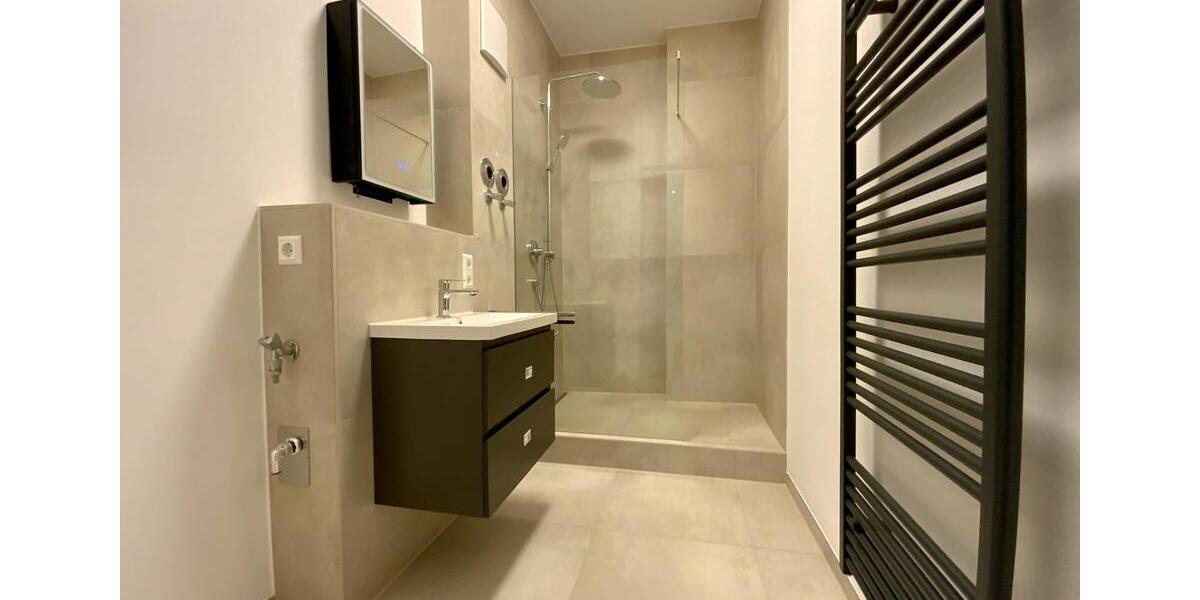 Etagenwohnung Stuttgart Lehen - 3 Zimmer, 88 m&sup2;, 2.100&euro; | Angebot:23228793