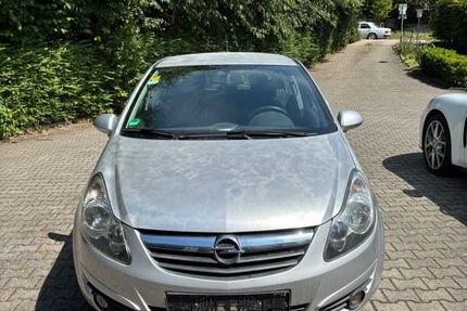 Opel Corsa 125.000 km 2.100 &euro; Wolfschlugen 72649