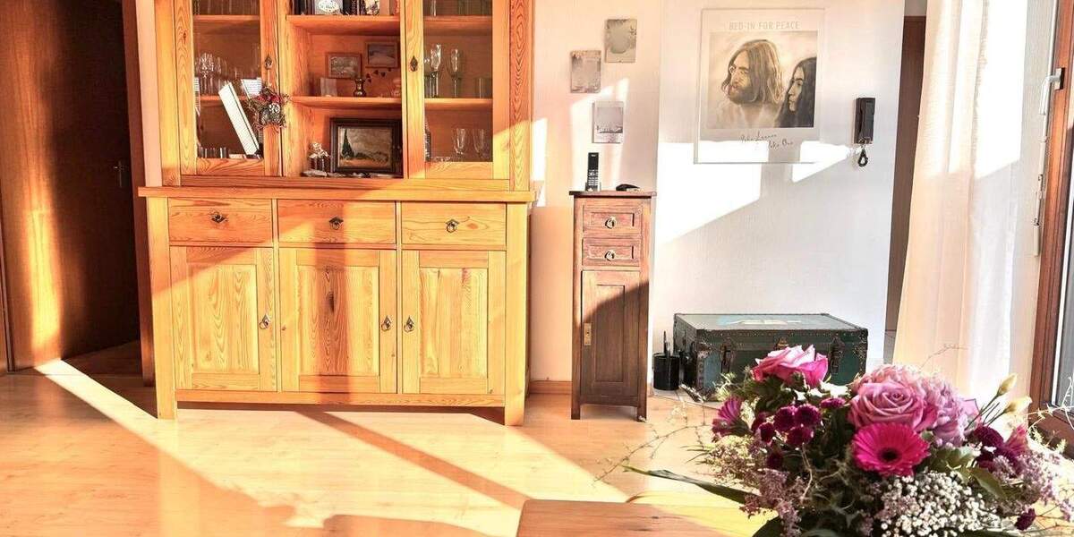 Etagenwohnung Gerlingen - 3 Zimmer, 75 m&sup2;, 329.000&euro; | Angebot:25706122