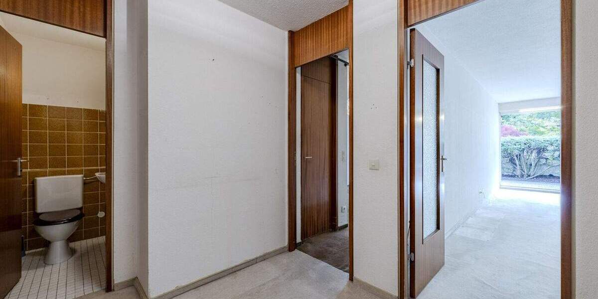 Etagenwohnung Stuttgart / Feuerbach Feuerbach - 2 Zimmer, 83 m&sup2;, 275.000&euro; | Angebot:25704120