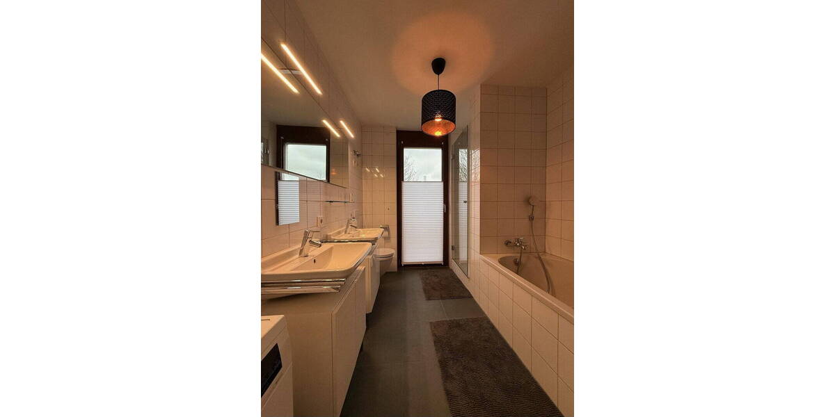 Etagenwohnung Stuttgart Ost - 3 Zimmer, 84 m&sup2;, 1.597&euro; | Angebot:26015856