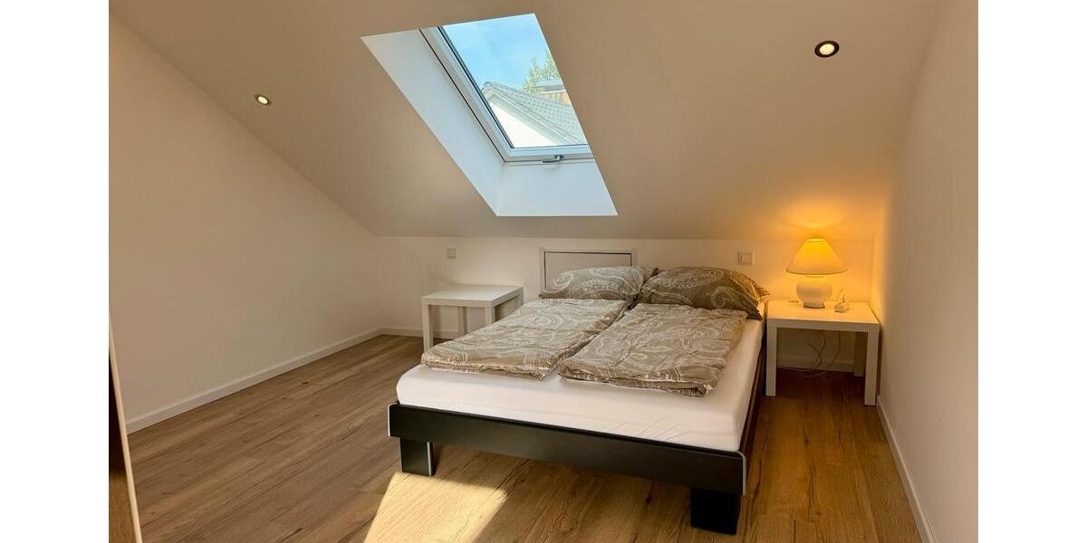 Dachgeschoßwohnung Grafenau - 2.5 Zimmer, 85 m&sup2;, 1.500&euro; | Angebot:24590396