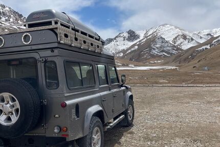 Land Rover Defender 112.429 km 43.750 &euro; Stuttgart 70378