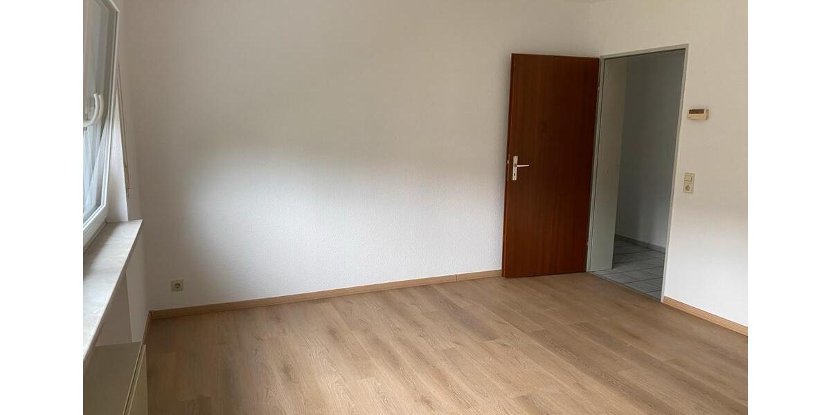 Erdgeschoßwohnung Weissach - 3 Zimmer, 75 m&sup2;, 800&euro; | Angebot:27544021