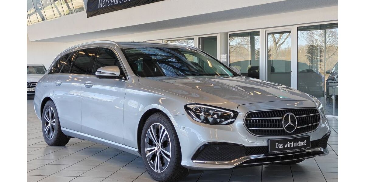 Mercedes-Benz E 200 21.230 km 35.780 &euro; Asperg 71679