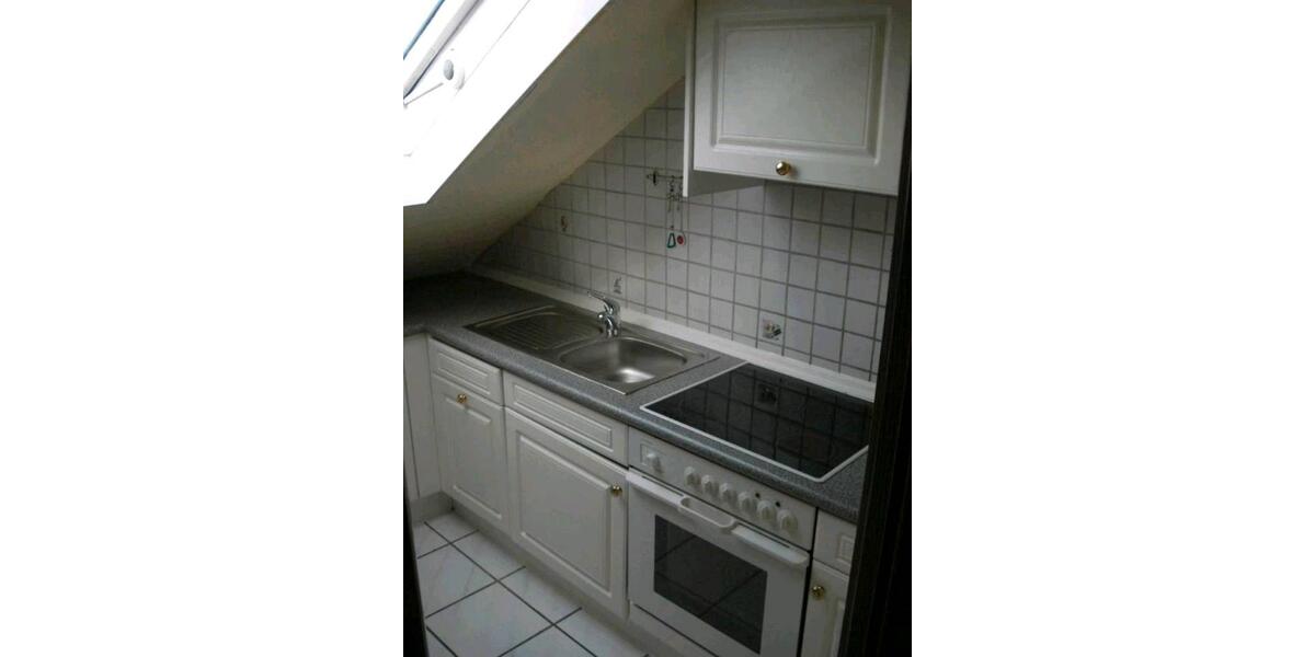 Dachgeschoßwohnung Eberdingen - 3.5 Zimmer, 64 m&sup2;, 640&euro; | Angebot:25993654