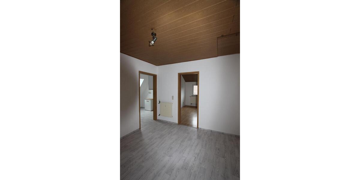 Dachgeschoßwohnung Heilbronn Böckingen - 2 Zimmer, 59 m&sup2;, 650&euro; | Angebot:26145759