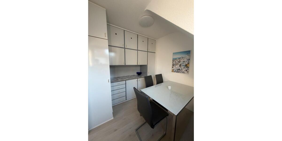 Dachgeschoßwohnung Leinfelden-Echterdingen Echterdingen - 5 Zimmer, 77 m&sup2;, 1.590&euro; | Angebot:27545343