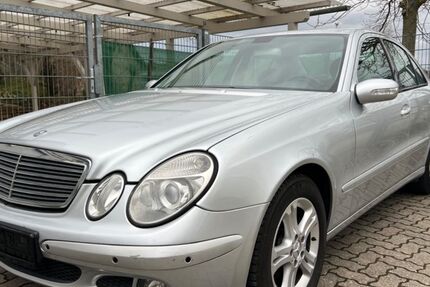 Mercedes-Benz E 220 287.000 km 2.440 &euro; Weil der Stadt 71263
