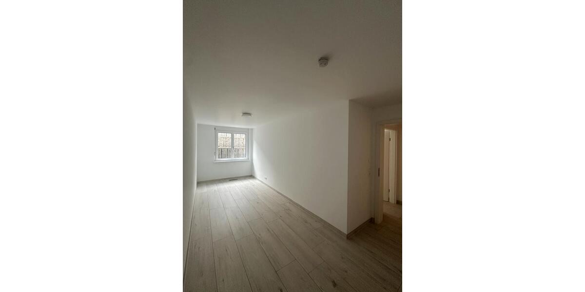 Etagenwohnung Stuttgart Vaihingen - 3 Zimmer, 73 m&sup2;, 1.300&euro; | Angebot:25920928