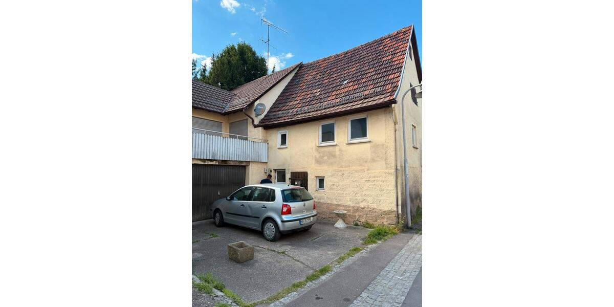 Einfamilienhaus Lauffen am Neckar - 4.5 Zimmer, 338 m&sup2;, 175.000&euro; | Angebot:27168931