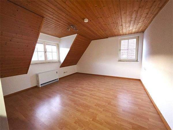 Modernisiertes Fachwerkhaus mit charmanter Holzfassade im Herzen von Grafenau - Einfamilienhaus Grafenau Döffingen | Angebot:25807618