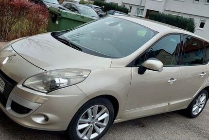 Renault Scenic 125.561 km 4.500 &euro; Ludwigsburg 71638